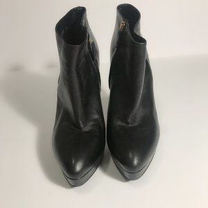 Auth GUCCI Black Leather Platform Ankle Boots , Bo